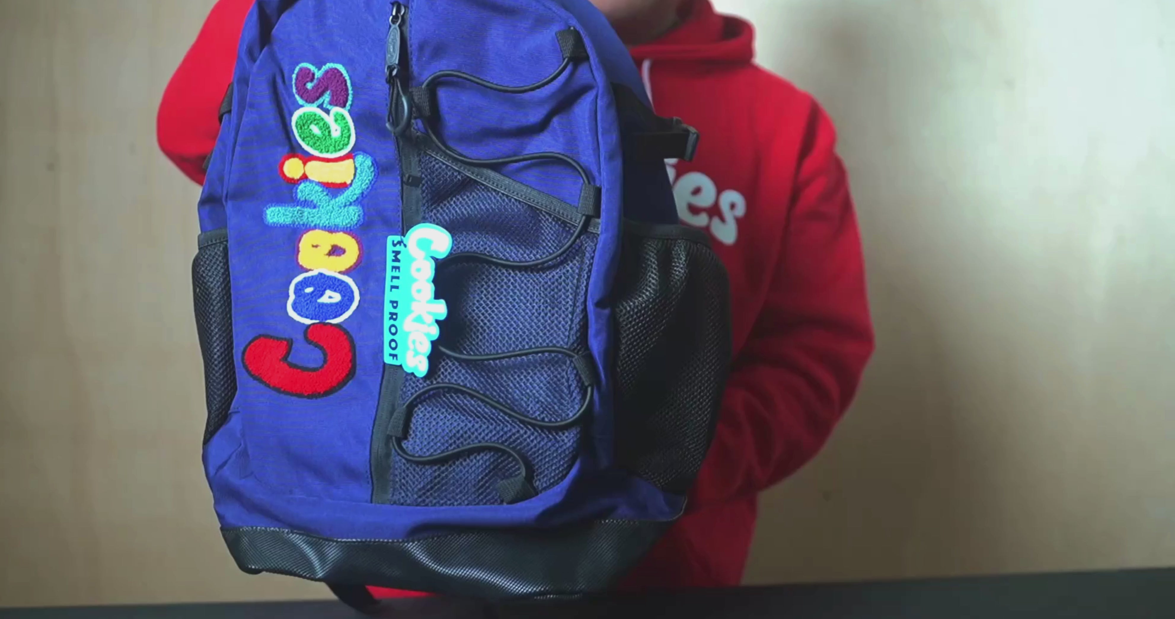Visionaire issue44 toys バッグ付き The Bungee Backpack – Cookies Clothing